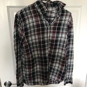 H&M Button up! Like NEW! GREAT condition! Men’s M